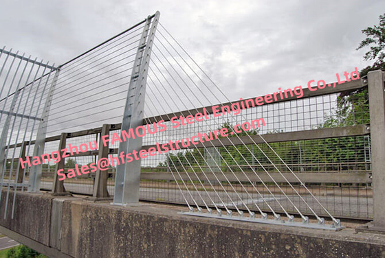 China Road Wire Suspension Bridge Steel Clear Span Q345B - Q460C Grade Public Transportation supplier