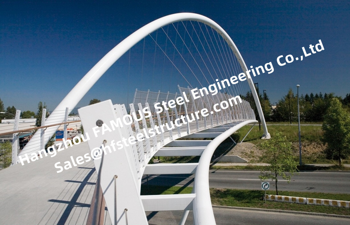 Truss Girder Structural Steel Bridge Platform Arch Steel Bridge For People Walking Runway Passing By