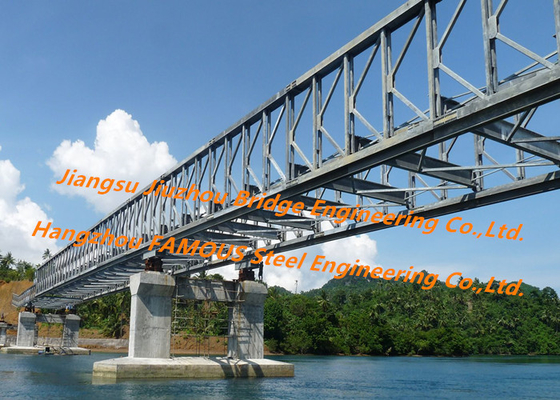 China Walking Steel Truss Bridge , Pedestrian Prefabricated Steel Bridges Simple Structure supplier